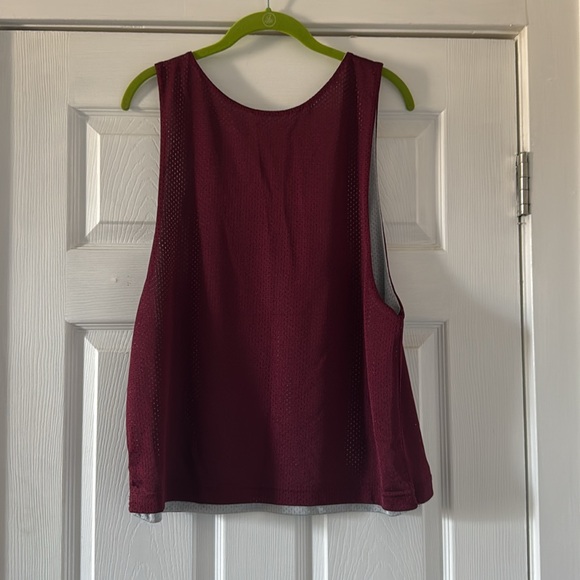 UMASS Amherst Tank Jersey - Picture 2 of 2